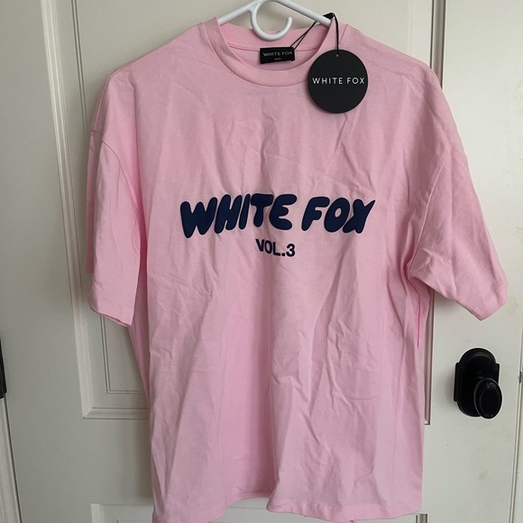 Pink White Fox T-shirt- popular! New with tags - Picture 1 of 1